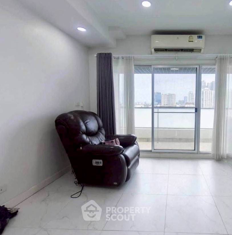 รูป คอนโด 2 ห้องนอน Baan Nonsi ย่านถนนจันทน์ (ID 3206764) - รูปที่ 10/11