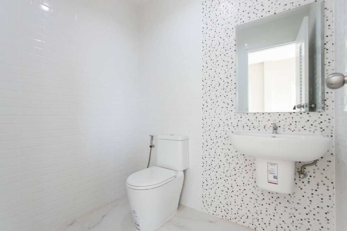 รูป 🏡เช่าด่วน 25,000 บาท  🏰ทาวน์​โฮม 3 ชั้น ล้ำเลิศทาวน์โฮม หลังมุม!!! 🏡โครงการ ย่าน สวนหลวง ถ.เฉลิมพระเกียรติ 14 แยก 18 * จดทะเบียนบริษัทได้  - รูปที่ 17/23