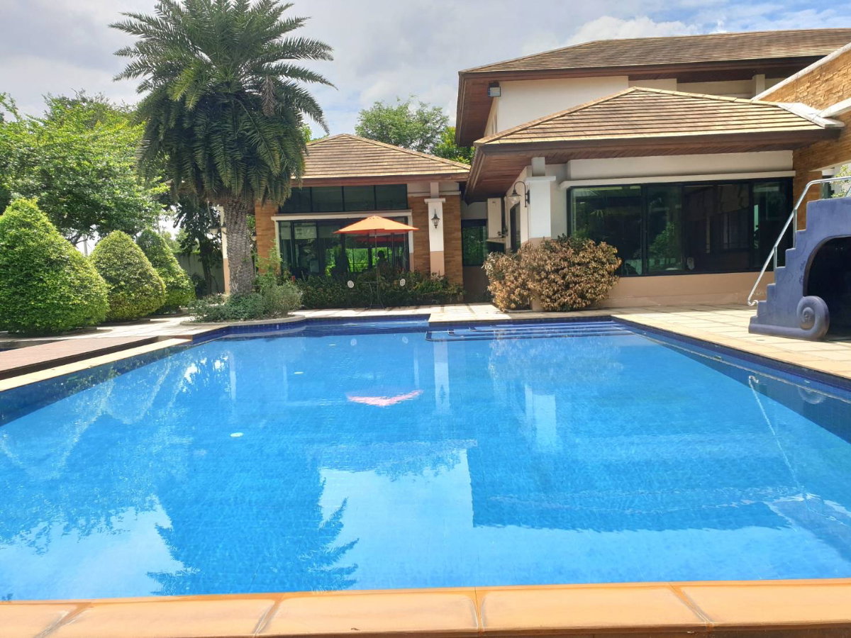 รูป 🏡 โอกาสทอง!! คฤหาสน์ส่วนตัวบนที่ดินกว่า 2 ไร่ เมืองเอก รังสิต - รูปที่ 2/37
