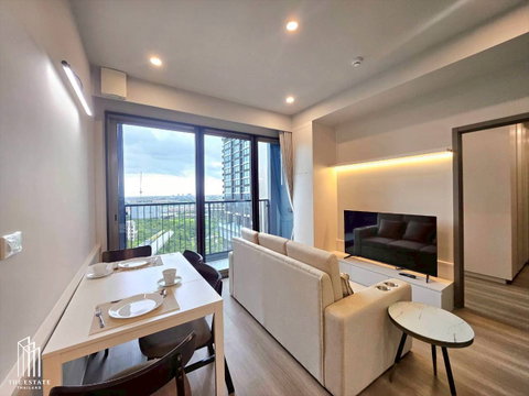 For rent Whizdom The Forestias (Destinia) วิวสวน 30 ไร่ พร้อมเฟอร์และเครื่องใช้ไฟฟ้า @50,000 Baht