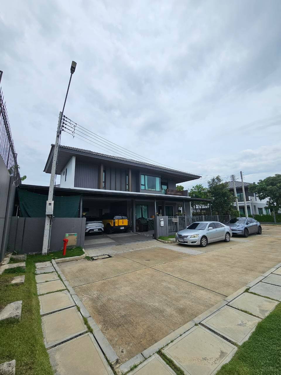 🏡✨ ขาย บ้านเดี่ยวหลังใหญ่ สราญสิริ รังสิต แปลงหัวมุม | พื้นที่กว่า 102 ตร.ว.
