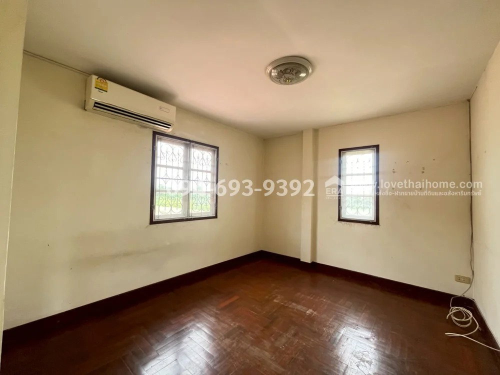 รูป บ้านเดี่ยว2ชั้นลาดกระบัง-ขุมทอง-ลำต้อยติ่ง หมู่บ้านเลคการ์เด้นโฮมหลังมุม พื้นที่ 54 ตรว.ราคาพิเศษ (ราคานี้ลดสุดๆ แล้ว พร้อมจบ คุยต่อรองได้อีกนิดหน่อย) - รูปที่ 8/25