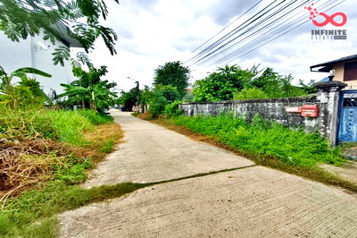 ที่ดิน วิทยาลัยเซาธ์อีสท์บางกอก : ขายที่ดิน 117 ตร.ว. ซอยแบริ่ง 54 สุขุมวิท 107  สมุทรปราการ ห่างถนนใหญ่เพียง 300 เมตร