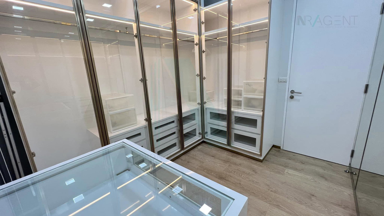 รูป 🎊 ให้เช่าคอนโด โนเบิล บีไนน์ทีน อาคาร A ชั้น 4 1 ห้องนอน ขนาด 60 ตรม ใกล้ โรงเรียนวัฒนาวิทยาลัย - รูปที่ 3/8