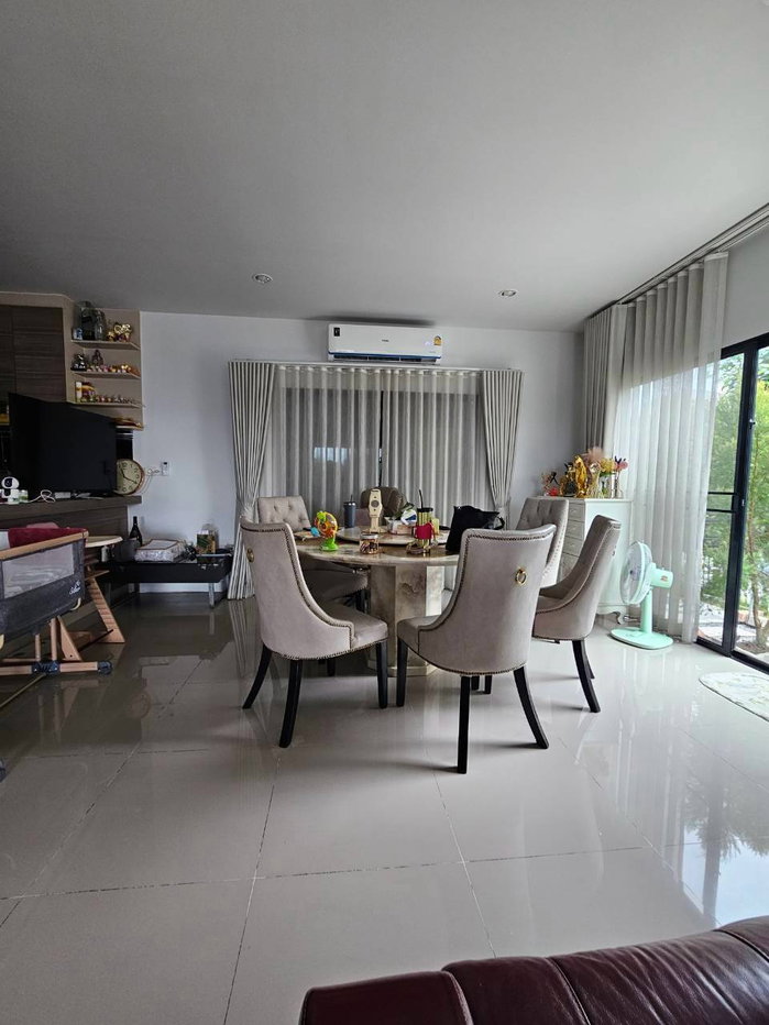 รูป 🏡✨ ขาย  บ้านเดี่ยวหลังใหญ่ สราญสิริ รังสิต แปลงหัวมุม | พื้นที่กว่า 102 ตร.ว. - รูปที่ 3/16