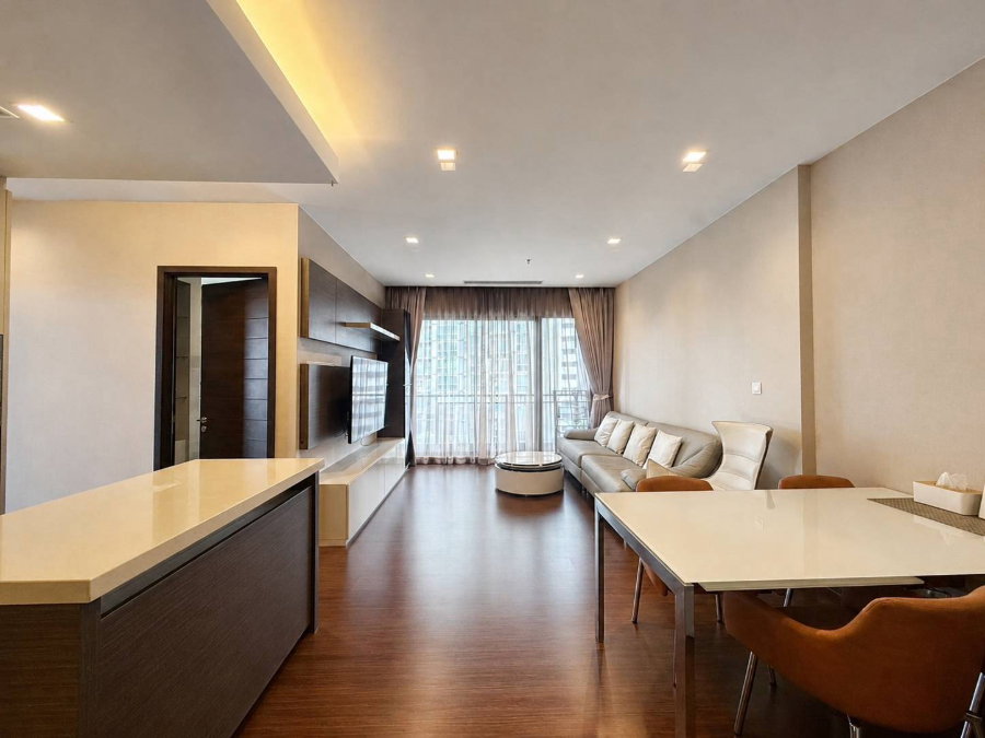 รูป สวรรค์ส่วนตัว วิวหลักล้าน! 🏙️ Ivy Ampio รัชดา-พระราม 9 | 2นอน 84ตร.ม. ห้องกว้างมุมชิลล์เพียบ ✨ เช่า 49,000บ. • ทักด่วน นัดชมห้องฟรี! ⚡ - รูปที่ 4/10