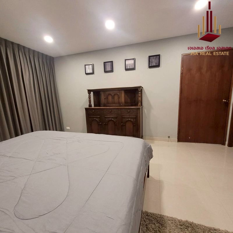 picture ✨ For Sale : Baan Prompong  Condo ✨  💰 Only 8,800,000 THB - 4/10