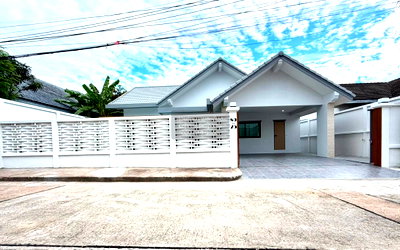 Houses for sale Thai Polymer Textile  : For Sale House , Areeya Villa - Pattaya , Nong Prue , Bang Lamung , Chon Buri , CX-169531 ✅ Live chat with us ADD LINE @connexproperty ✅