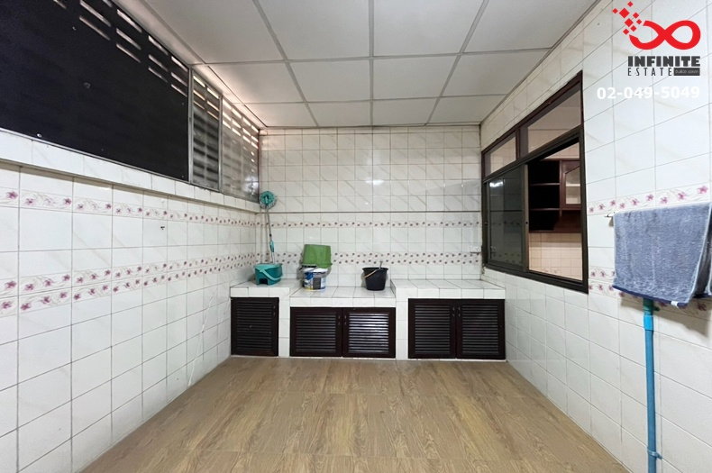 รูป ขายทาวน์เฮาส์ 2 ชั้น ถนนลาดพร้าว ซอยลาดพร้าว 65/1 ใกล้รถไฟฟ้าสายสีเหลือง-ทางด่วนฉลองรัช - รูปที่ 12/14