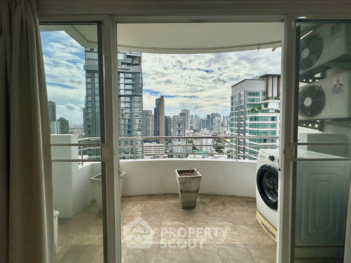 picture Great Value 2-BR Top View Tower Condominium, 23rd Floor, BTS Thong Lor (ID 3195737) - 2/18