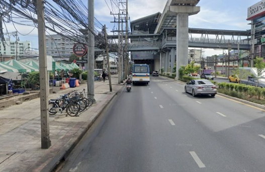 รูป ขายที่ดินพร้อมสิ่งปลูกสร้าง ลาดพร้าว ซอย 87 ใกล้ Central Eastvilleลาดพร้าว - รูปที่ 3/4