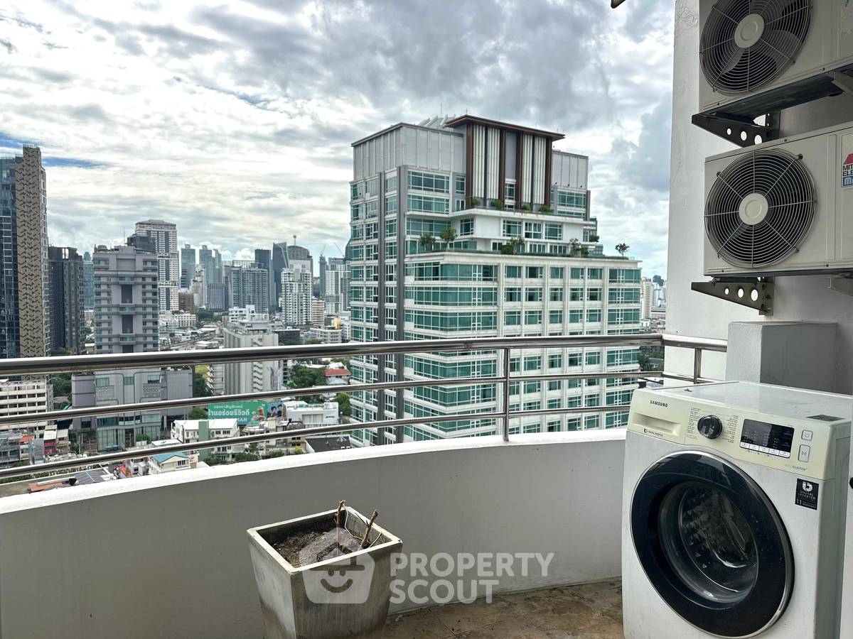 picture Great Value 2-BR Top View Tower Condominium, 23rd Floor, BTS Thong Lor (ID 3195737) - 14/18