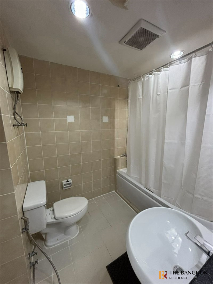 picture Waterford Diamond Ready-to-move-in Condo, Great Value - 3/10