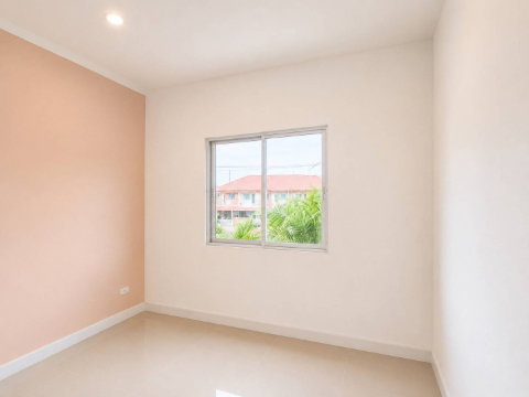 รูป SPP107🏡 ทาวน์โฮม 2 ชั้น ประชาอุทิศ | 4 ห้องนอน ราคาเพียง 2.1 ล้าน! - รูปที่ 4/5