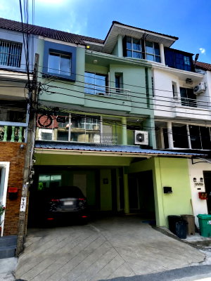 ทาวน์โฮมให้เช่า : เช่าทาวน์เฮ้าส์/ทาวน์โฮม  สินธานี รัชดา ลาดพร้าว 80 MRT-ลาดพร้าว 71 (สายสีเหลือง) วังทองหลาง เขต วังทองหลาง กรุงเทพ CX-169717 ✅ ทักไลน์ @connexproperty ตอบทันที ทีมงานมืออาชีพ ✅