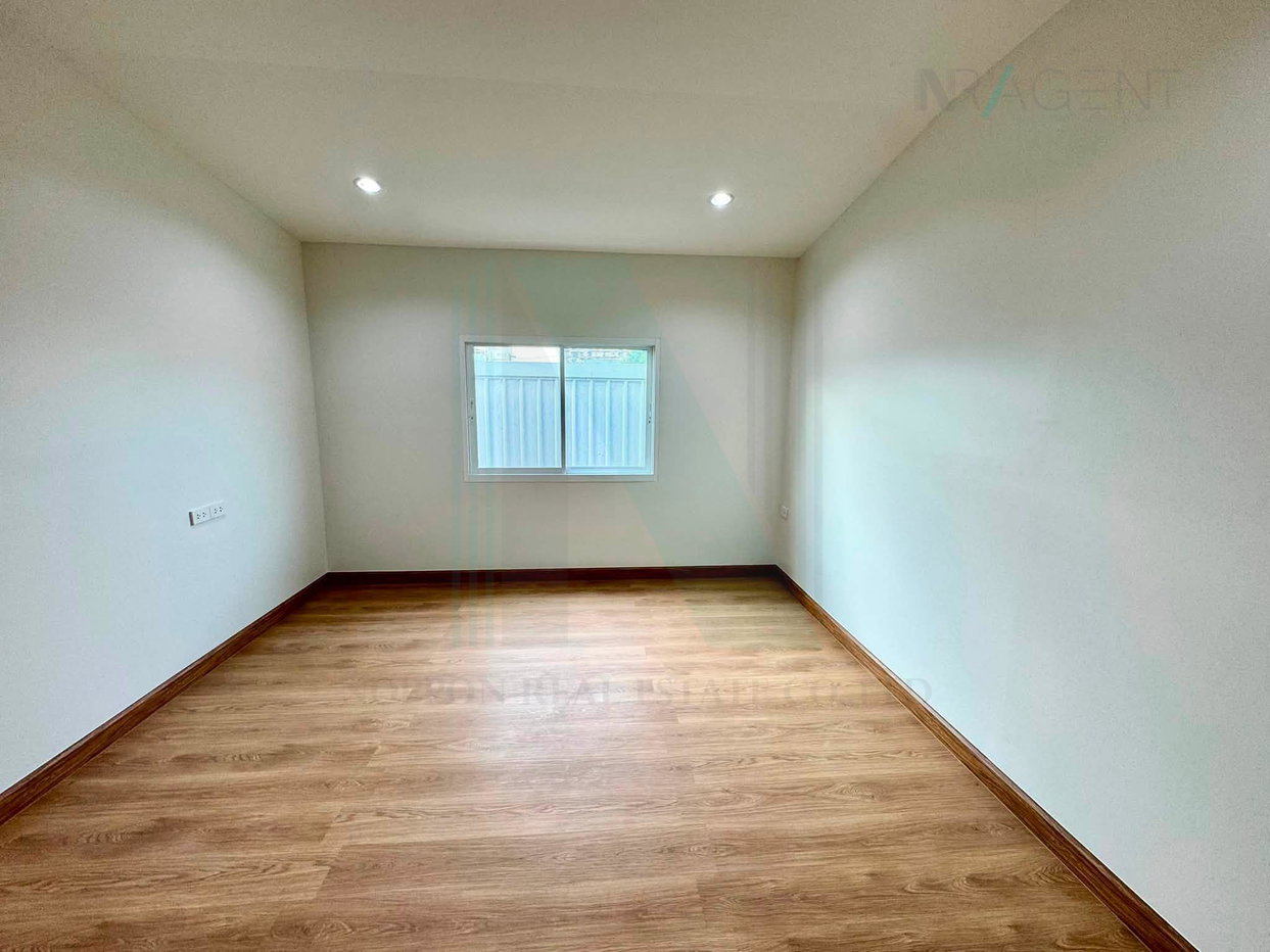 รูป ขายทาวน์เฮาส์ โครงการ บ้านอมรพันธ์ 9 2 ชั้น 3 ห้องนอน 3 ห้องน้ำ - รูปที่ 7/8