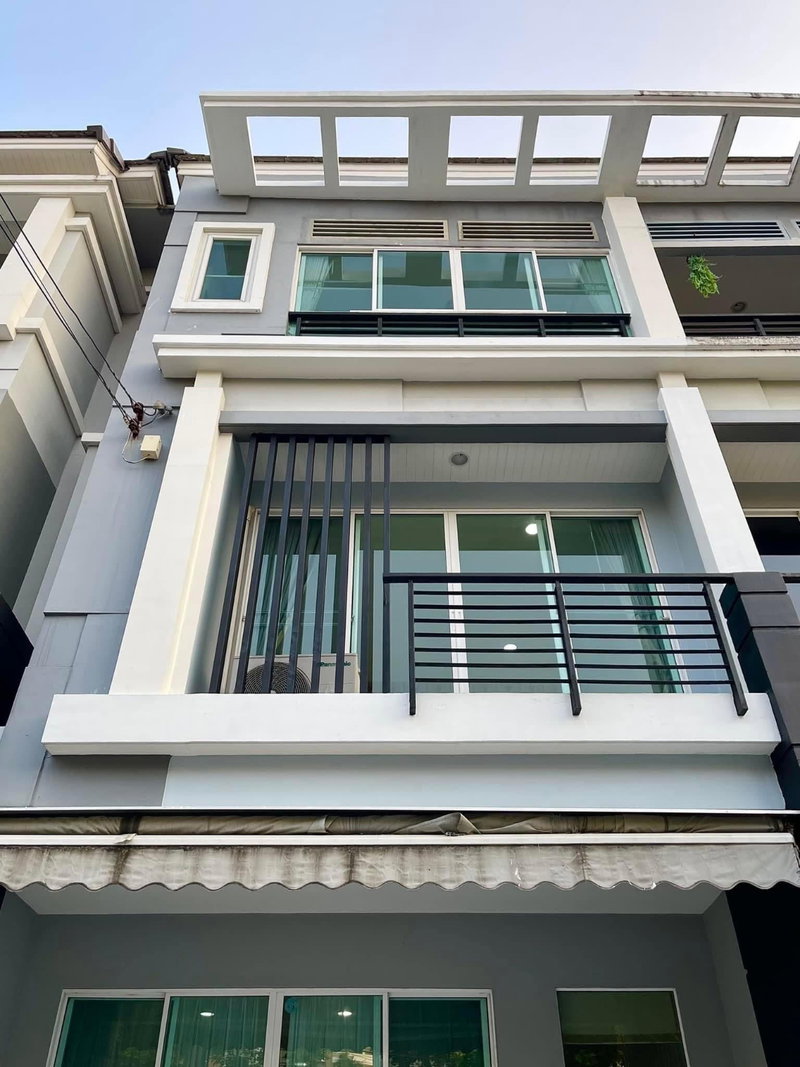 Townhouses for rent : #SC16277 📌 Rent | 🟦🟨Baan Klang Mueng Rama 9 - Ramkhamhaeng🟥🟩💬𝑪𝒐𝒏𝒕𝒂𝒄𝒕𝑳𝑰𝑵𝑬:@𝒔𝒆𝒄𝒓𝒆𝒕𝒑𝒓𝒐𝒑𝒆𝒓𝒕𝒚 🔥✨