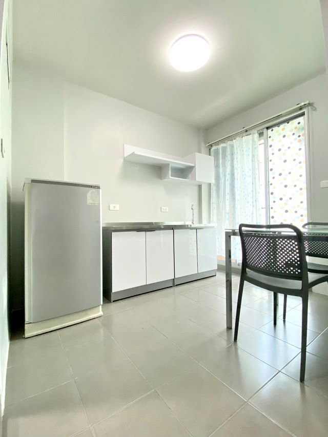 รูป CM02812 ให้เช่า ดี คอนโด รามคำแหง d Condo Ramkhamhaeng คอนโดมิเนียม ปากซอยรามคำแหง 9 (ฟู๊ดแลนด์) - รูปที่ 6/15