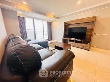 ขายคอนโด 3 ห้องนอน ชั้น 28 ขนาด 162 ตร.ม. Floraville Condominium ใกล้ ARL Hua Mak (ID 3205481)