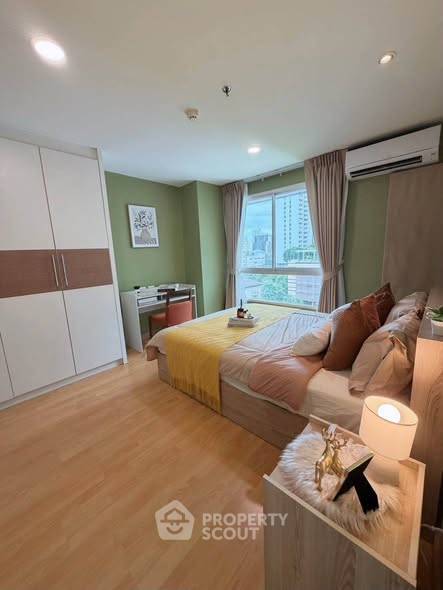 รูป คอนโด 2 ห้องนอน Serene Place Sukhumvit 24 ใกล้ BTS พร้อมพงษ์ (ID 3206568) - รูปที่ 2/7