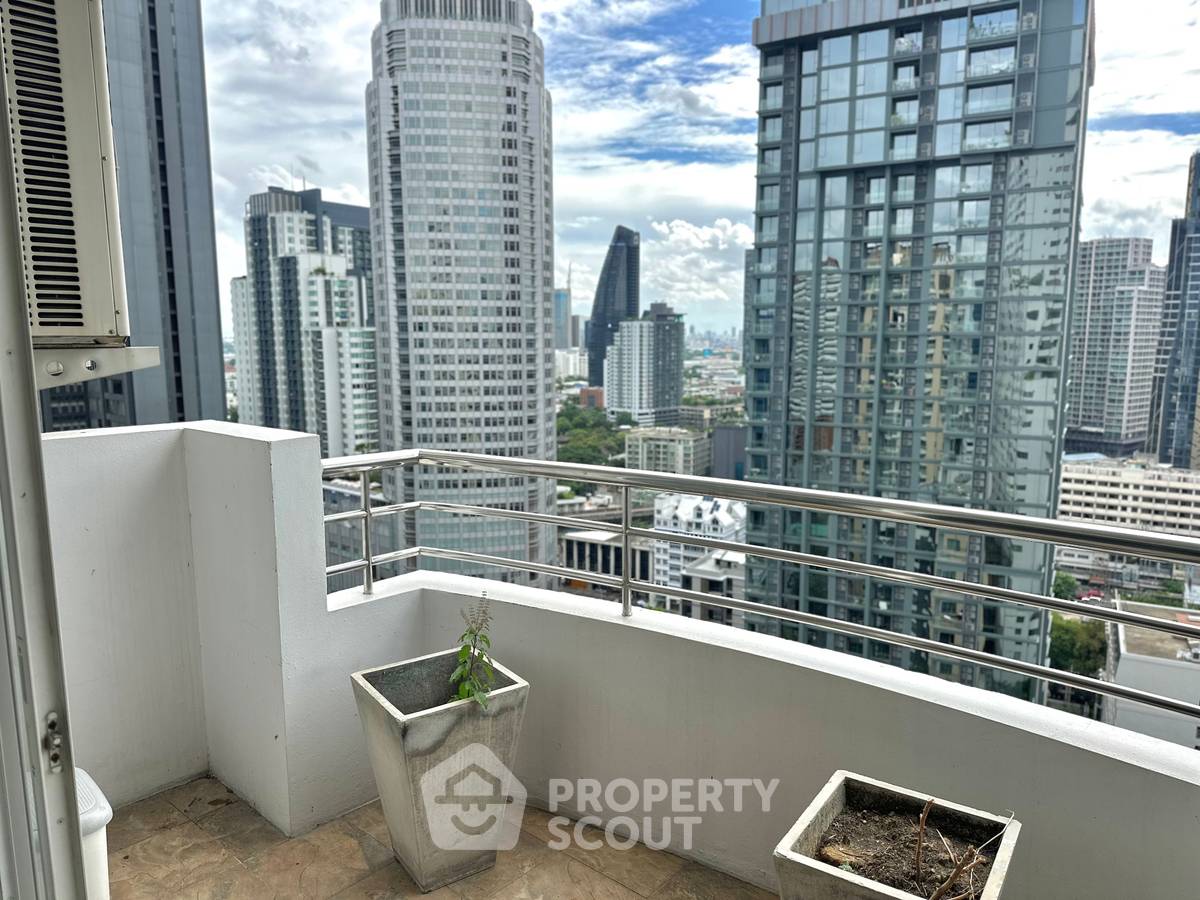 picture Great Value 2-BR Top View Tower Condominium, 23rd Floor, BTS Thong Lor (ID 3195737) - 15/18