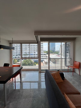 2 beds 2 baths, 98 sqm., Low- rise building and just minutes from the BTS Ari
