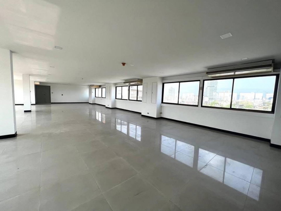รูป ขายอาคารสำนักงาน 7 ชั้น พหลโยธิน 14 ใกล้ BTS อารีย์ พื้นที่เกือบ 2,000 ตร.ม. จอดรถ 25 คัน - รูปที่ 6/13