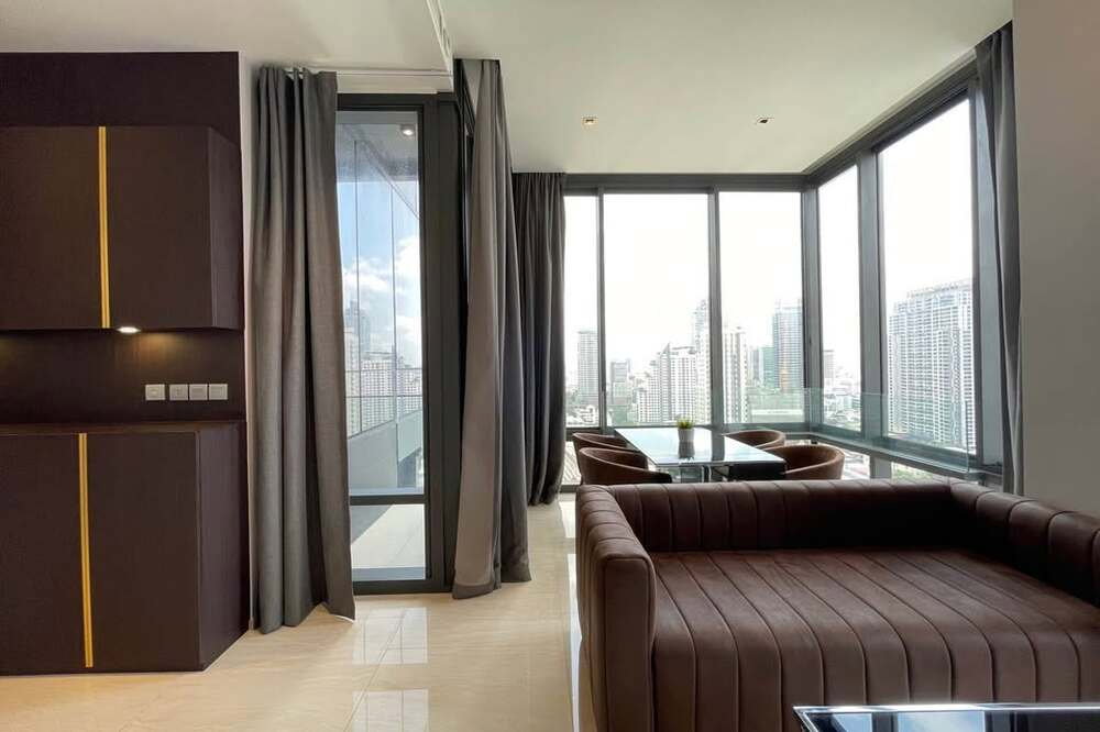 รูป ขาย -เช่าด่วน ! วิวมหานคร !! Ashton Silom, 2 ห้องนอน, 2 ห้องน้ำ, ชั้นสูง 22++, ห้องมุม, ตกแต่งสไตล์โมเดิร์น !! Code C20221202883 แต่งครบ, ราคาพิเศษ!! - รูปที่ 2/9