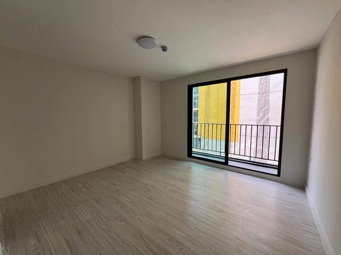 รูป 🔥 ขาย คอนโด นว ลิฟวิ่ง คอนโด (Nawa Living Condo) | ใกล้ MRT บางกะปิ - รูปที่ 5/8