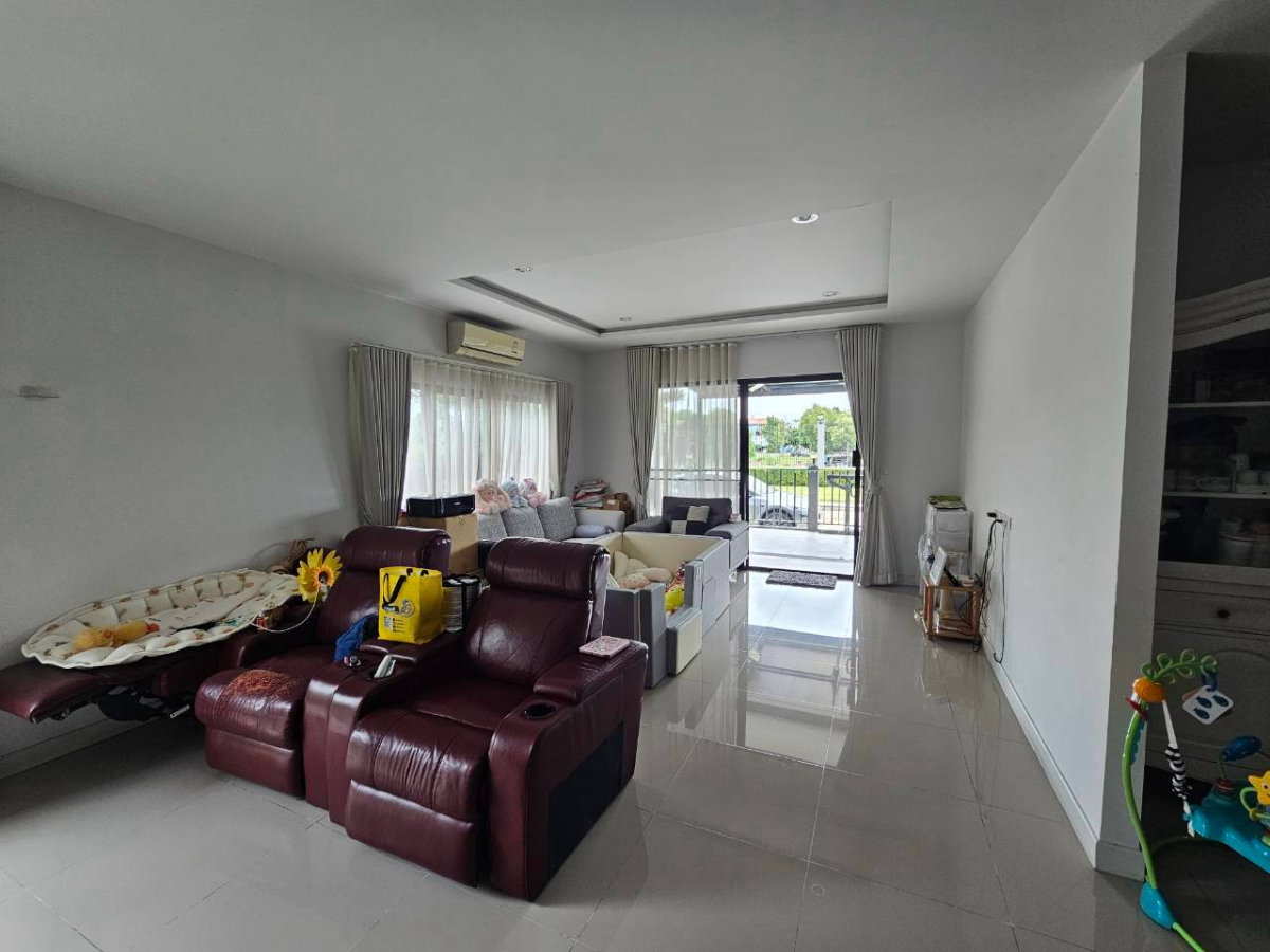 รูป 🏡✨ ขาย  บ้านเดี่ยวหลังใหญ่ สราญสิริ รังสิต แปลงหัวมุม | พื้นที่กว่า 102 ตร.ว. - รูปที่ 2/16