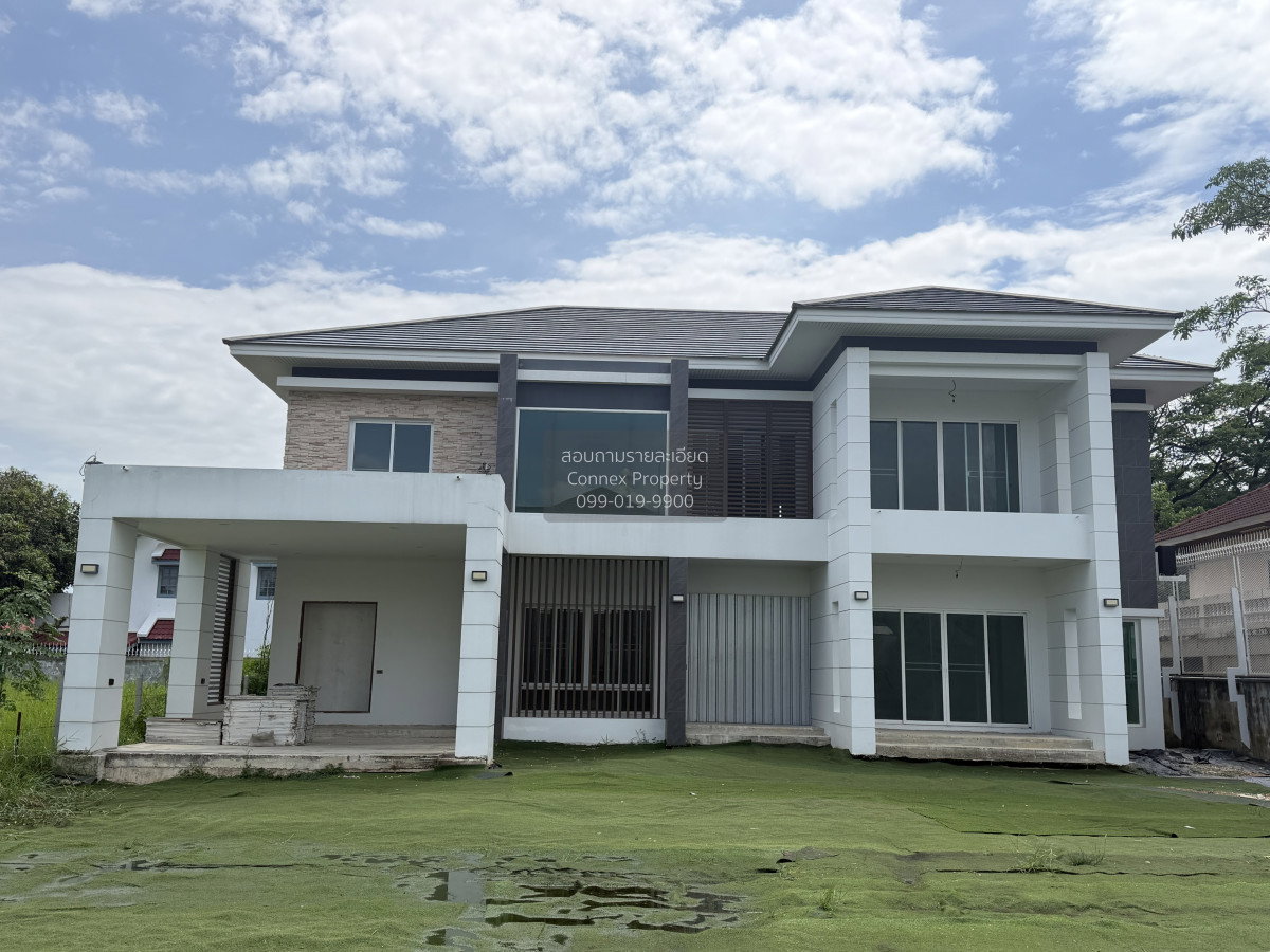 รูป ขายบ้าน  หมู่บ้านชิชา คันทรี คลับ ชั้นสูง ห้องมุม หน้ากว้าง รีโนเวทใหม่ บางมด เขต จอมทอง กรุงเทพ CX-168208 ✅ ทักไลน์ @connexproperty ตอบทันที ทีมงานมืออาชีพ ✅ - รูปที่ 1/5