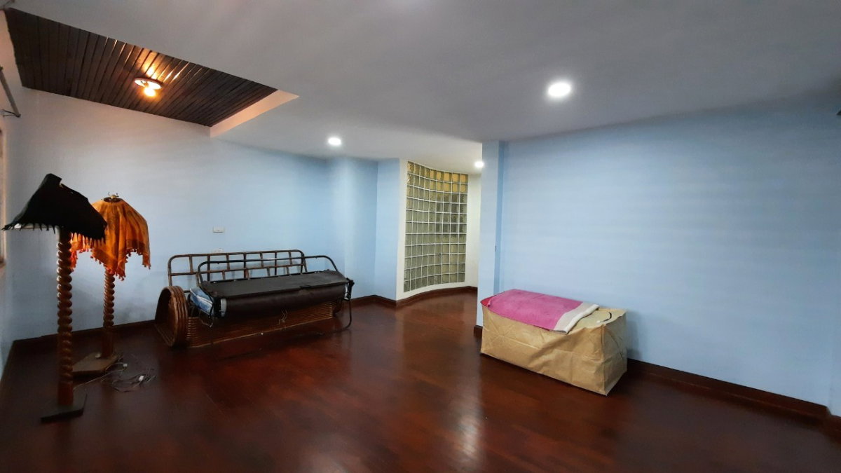 รูป [เจ้าของโพสต์] 🏡 ทาวน์เฮ้าส์ 4 ชั้น หลังใหญ่ ทำเลทองพัฒนาการ 44 - รูปที่ 16/20