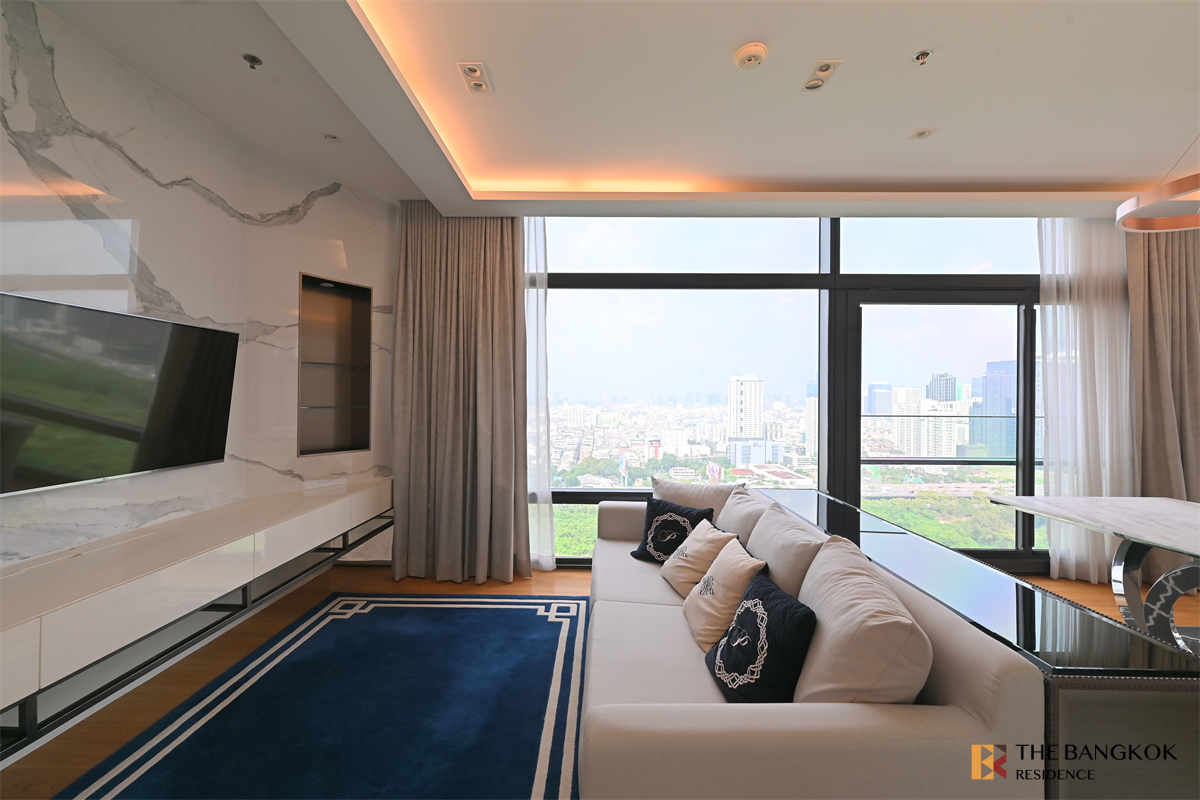 picture Circle Living Prototype Ultimate Luxury Lifestyle with Convenience - 5/10