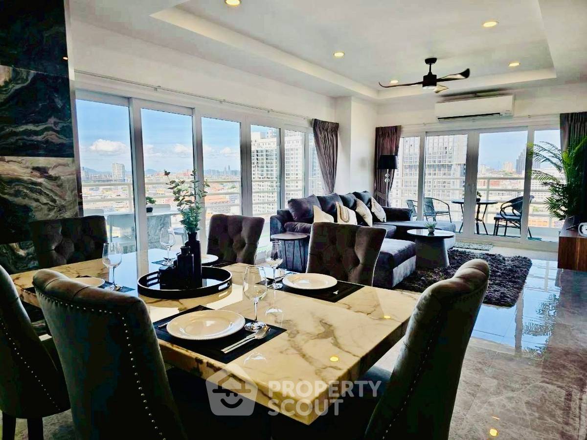 รูป คอนโด 1 ห้องนอน 108 ตร.ม. ชั้น 19 View Talay 6 Condominium (ID 3205960) - รูปที่ 4/12