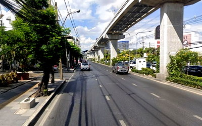ที่ดิน วิทยาลัยศิลปหัตถกรรมกรุงเทพ : ขายที่ดินพร้อมสิ่งปลูกสร้าง ลาดพร้าว ซอย 87 ใกล้ Central Eastvilleลาดพร้าว 