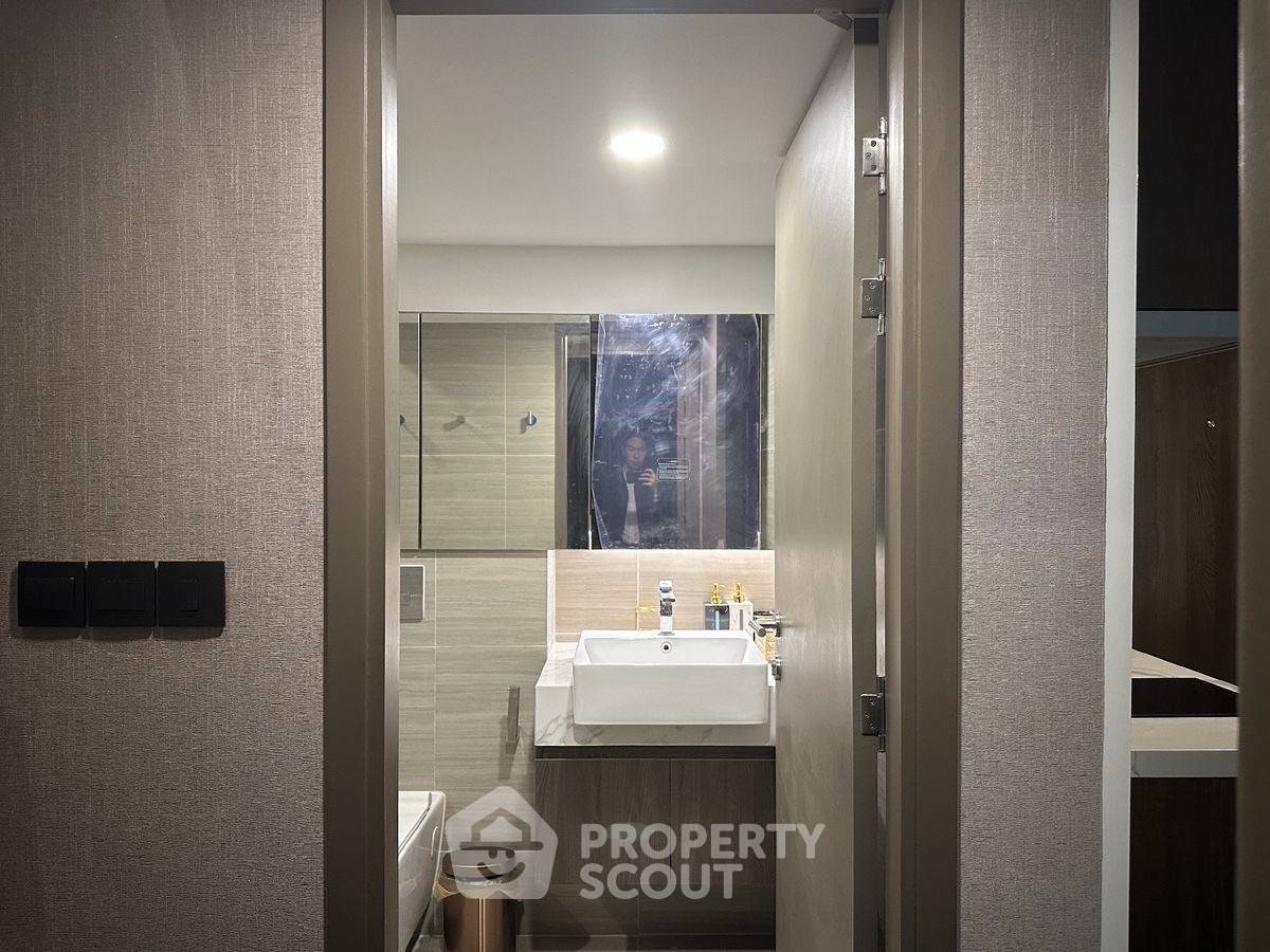 picture 43rd-Floor 2-BR At Park Origin Thonglor Near BTS Thong Lor (ID 2766650) - 24/38