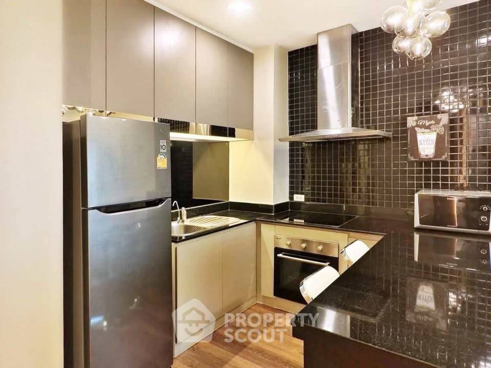 รูป ใกล้ BTS เอกมัย 60 ม. | 2 ห้องนอน Nusasiri Grand Condominium (ID 3209177) - รูปที่ 4/12