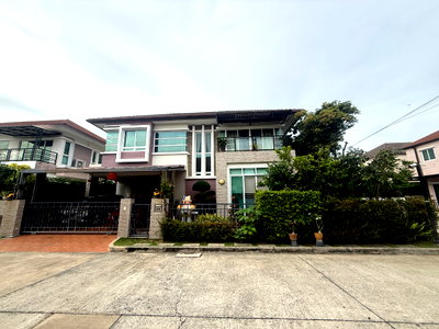 ขายบ้านเดี่ยว : ต้องการขายบ้านเดี่ยว 2 ชั้น หมู่บ้านบางกอกบูเลอวาร์ด (เทพารักษ์-วงแหวน) ถนนเทพารักษ์ ตำบลเทพารักษ์ อำเภอเมือง จังหวัดสมุทรปราการ