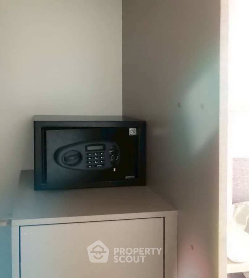 รูป คอนโด 2 ห้องนอน ชั้น 37 Oka Haus Sukhumvit 36 ใกล้ BTS ทองหล่อ (ID 3209248) - รูปที่ 12/13
