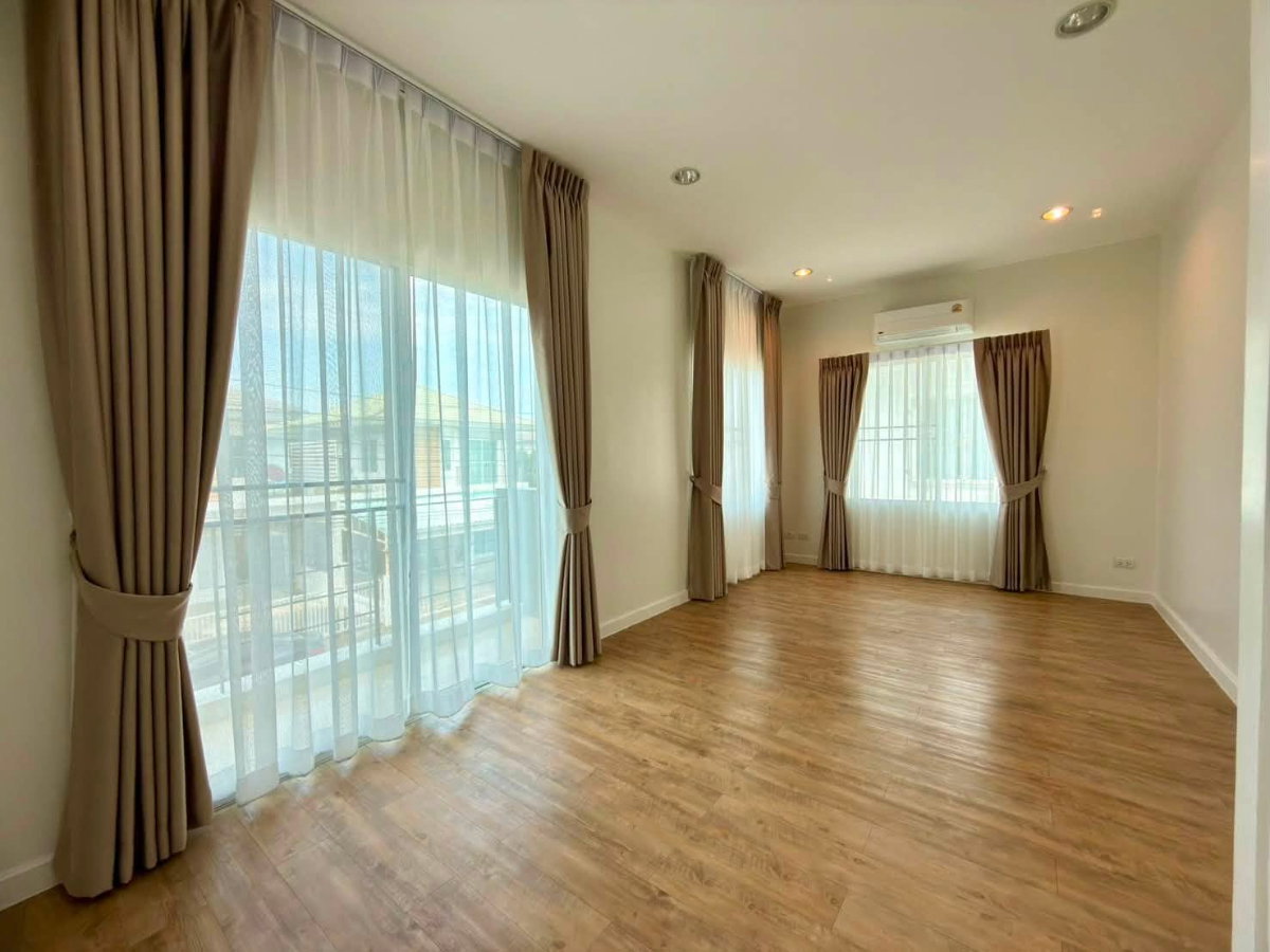 รูป บ้านใกล้ Mega Bangna ทำเลดี ราคาดีงาม เพียง 4.29 ล้าน พร้อมอยู่ - รูปที่ 5/19