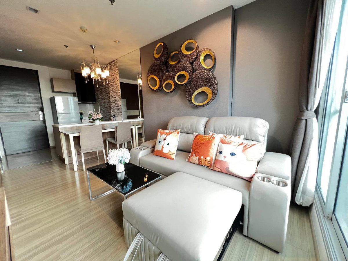 เช่าคอนโด Rhythm Sathorn/ริธึ่ม สาทร (A6908021) ID Line : @condo42