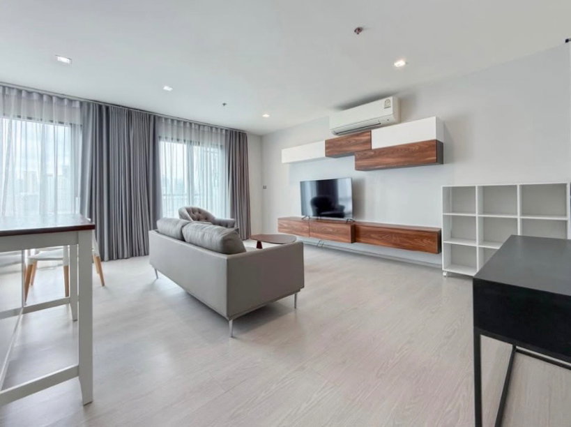 picture 2Bed 2Bath Rhythm Sukhumvit 36-38 Big unit Spacious balcony Top Floor - 6/16