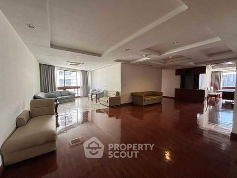 คอนโด 3 ห้องนอน ขนาด 230 ตร.ม. President Park Condominium ใกล้ MRT ศูนย์การประชุมแห่งชาติสิริกิติ์ (ID 3208949)