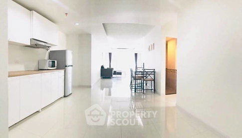 กว้าง 120 ตร.ม. คอนโด 2 ห้องนอน Waterford Sukhumvit 50 ใกล้ BTS อ่อนนุช (ID 3210404)
