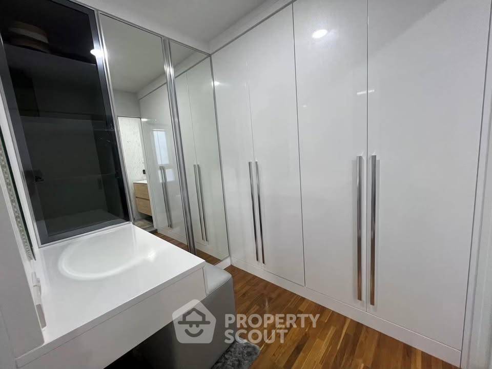 รูป คอนโด 3 ห้องนอน Baan Siri Sukhumvit 13 ใกล้ ARL Makkasan (ID 3209444) - รูปที่ 5/12