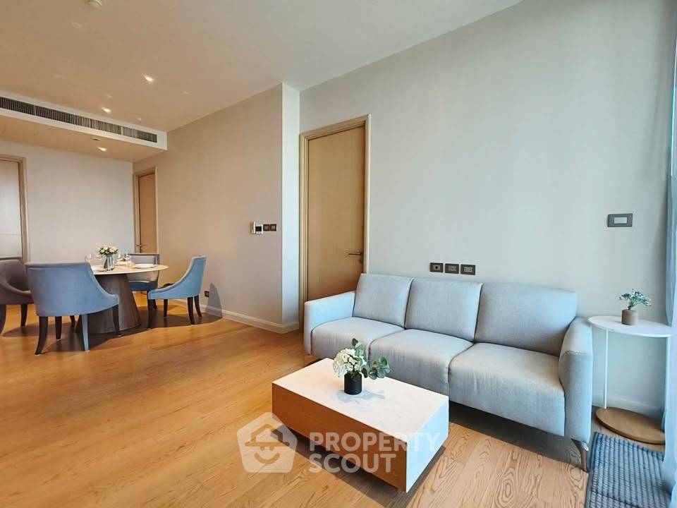 รูป คอนโด 2 ห้องนอน ที่ Magnolias Waterfront Residences ใกล้ BTS สะพานตากสิน (ID 3210117) - รูปที่ 2/13