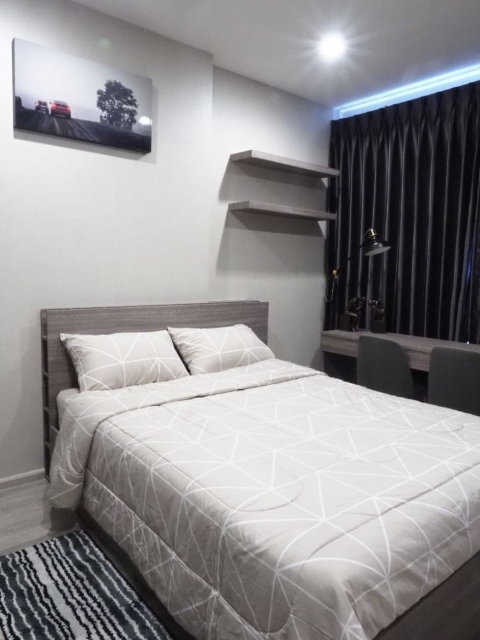 🏙️✨ FOR RENT: IDEO Mobi Asoke  📩 Interested in this room? Screenshot or copy the link and send us via Line for more details & room viewing.  