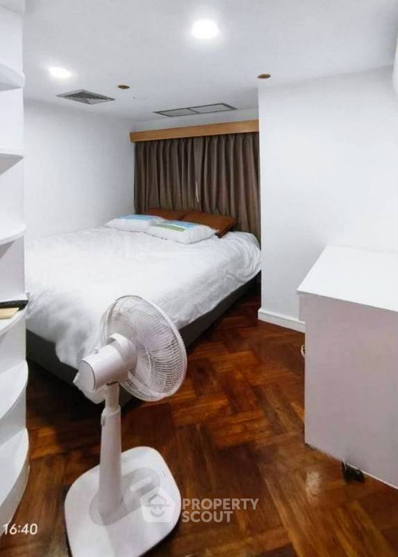 picture Pet-Friendly 2-BR Wittayu Complex Near BTS Phloen Chit (ID 3209224) - 2/5