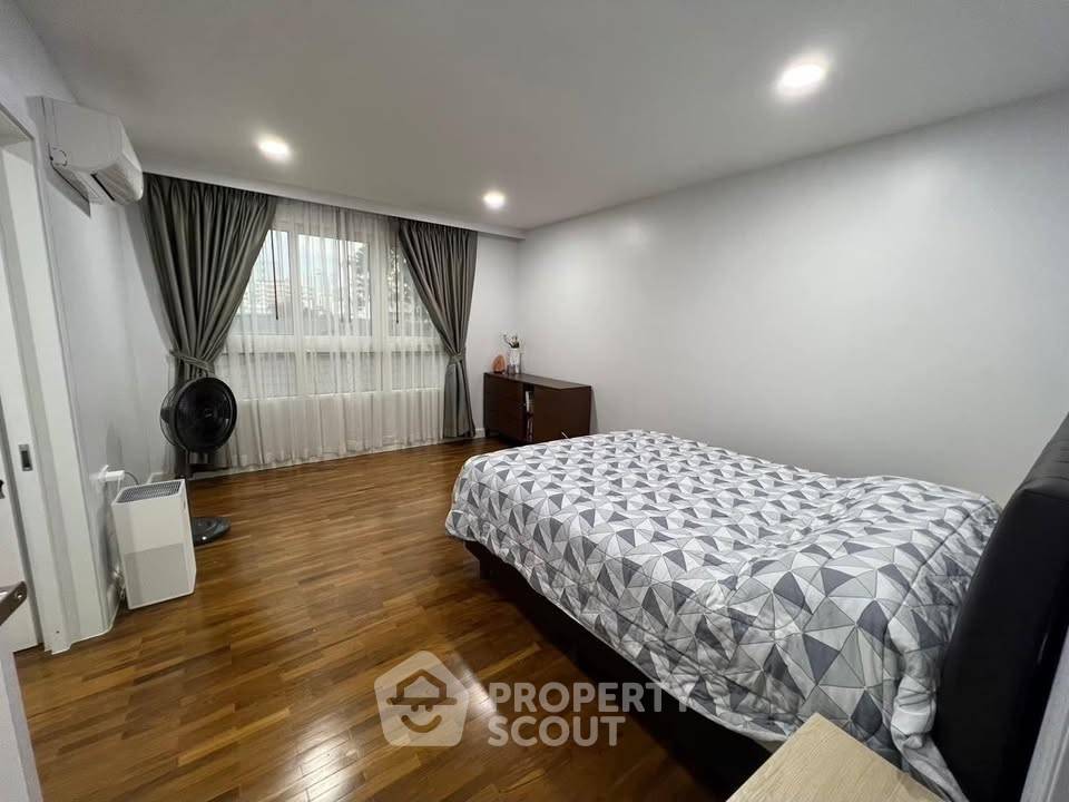 รูป คอนโด 3 ห้องนอน Baan Siri Sukhumvit 13 ใกล้ ARL Makkasan (ID 3209444) - รูปที่ 4/12