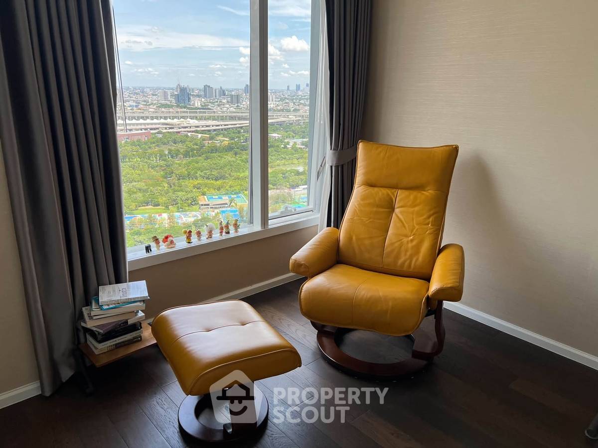 picture 100m To MRT Phahon Yothin | 2-BR The Saint Residences (ID 3209774) - 2/6